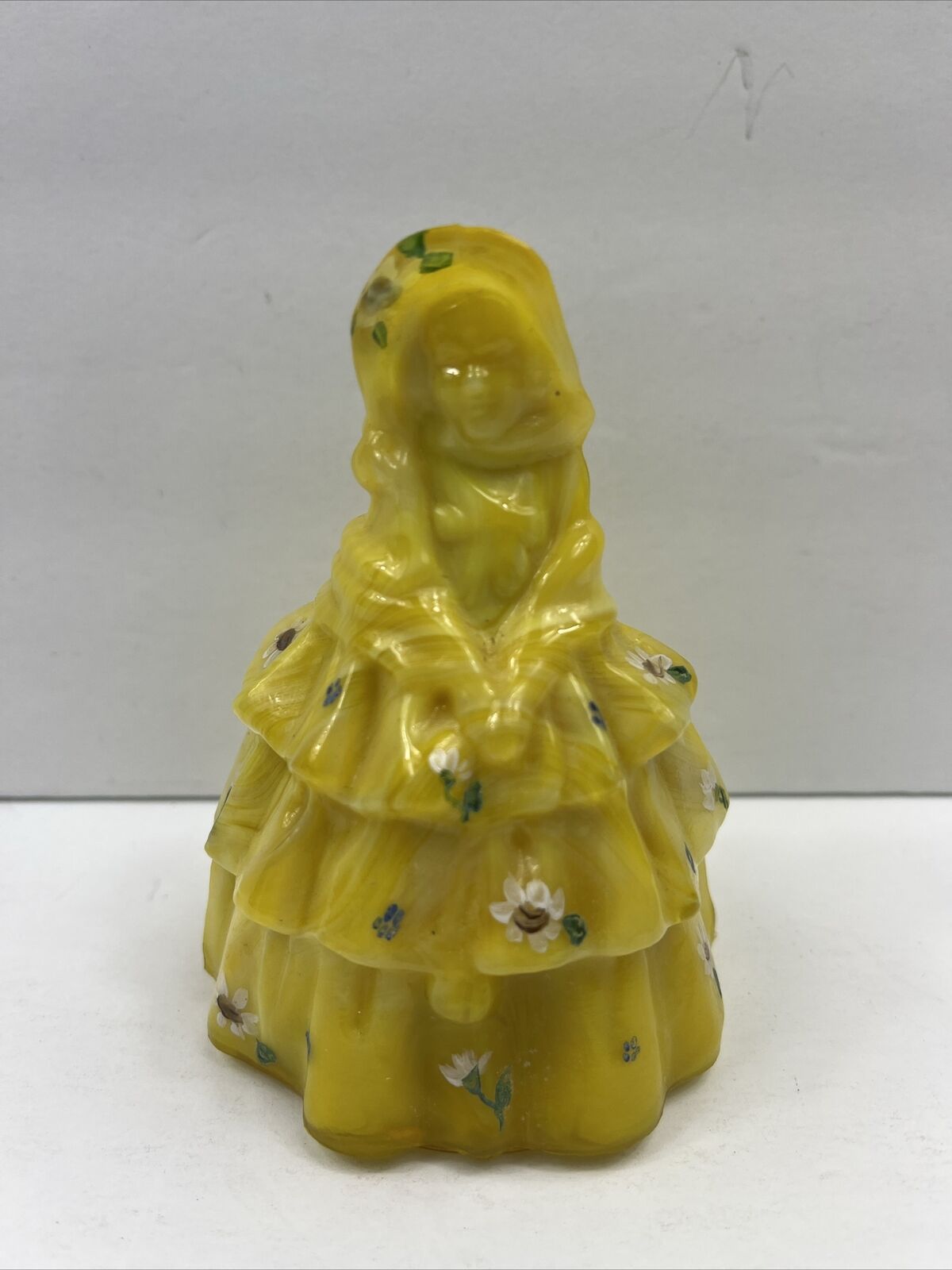 \'82 Boyd Glass Louise Mini Figurine Hand Painted Yellow 4.5 inch