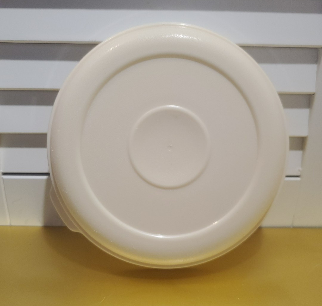 Vintage Rubbermaid #8 Round Replacement Lid Servin Saver Almond 0021 6 1/16\