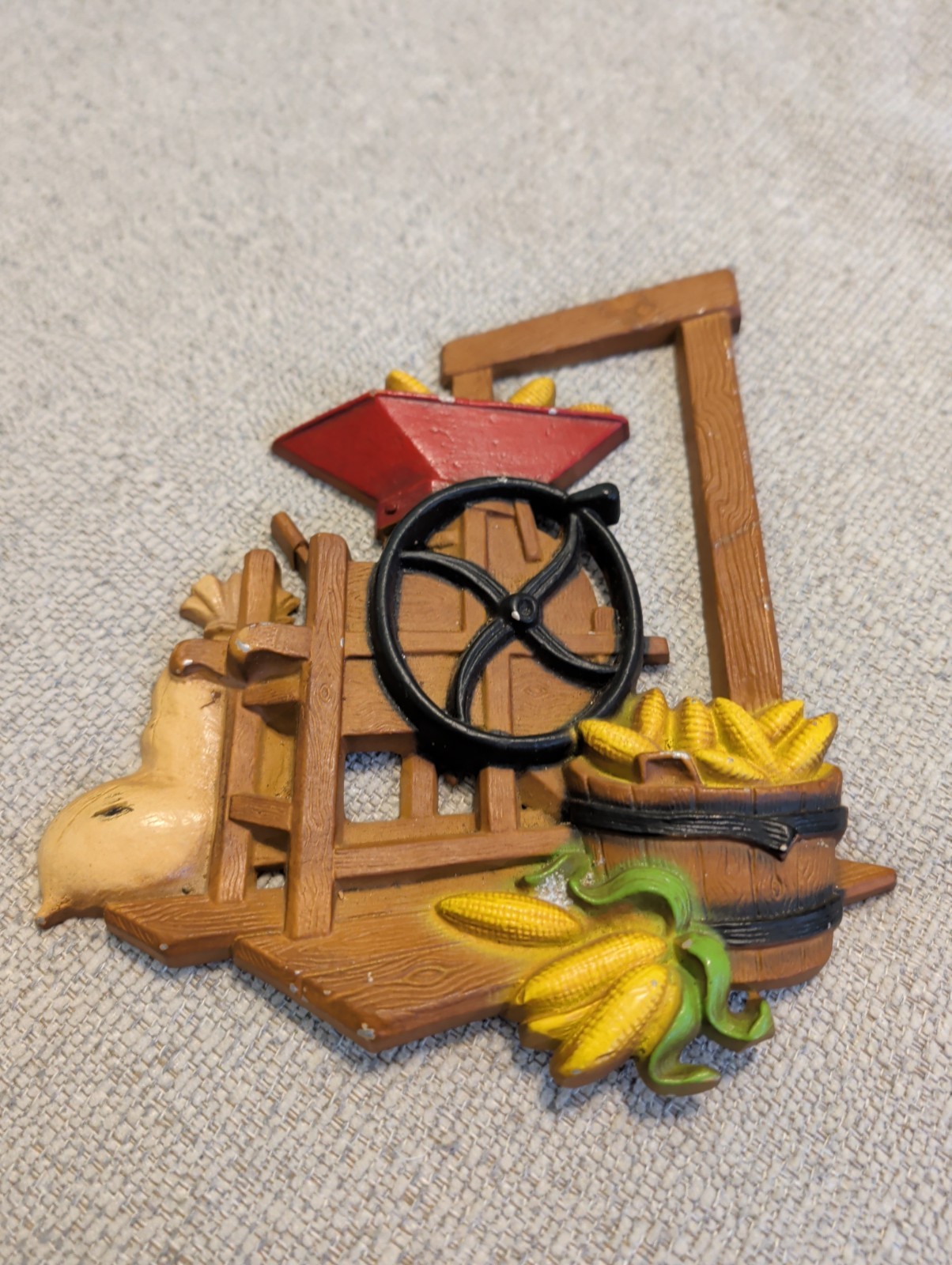 ​Vtg 1978 Homco Corn Grinder Wall Plaque Rustic Farmhouse Heavy Resin 3D...
