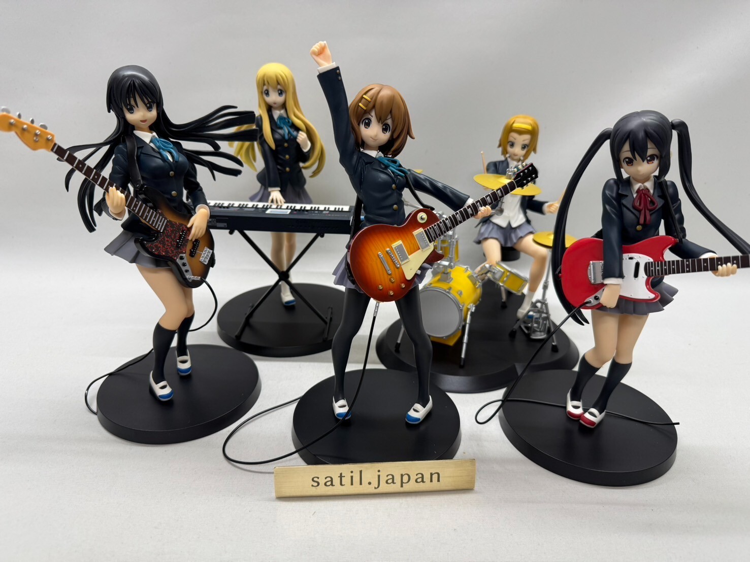 [USED] Banpresto SQ K-ON   Yui, Mio, Ritsu, Tsumugi, Azusa Figure Set of 5
