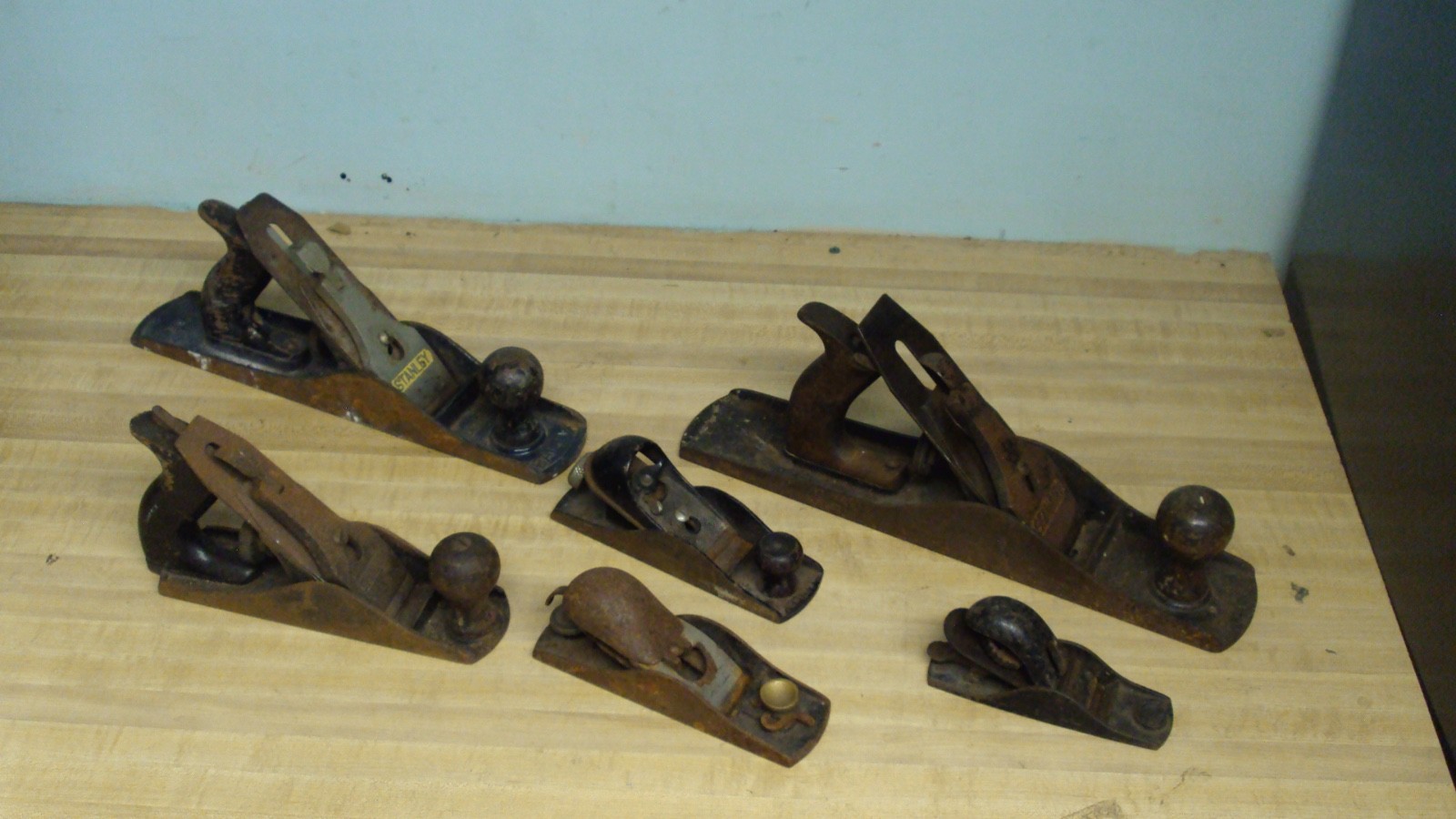 Stanley Plane Lot No 3 No 5 No 5 1/2  No 18 No 103 No 220 Shelf 29