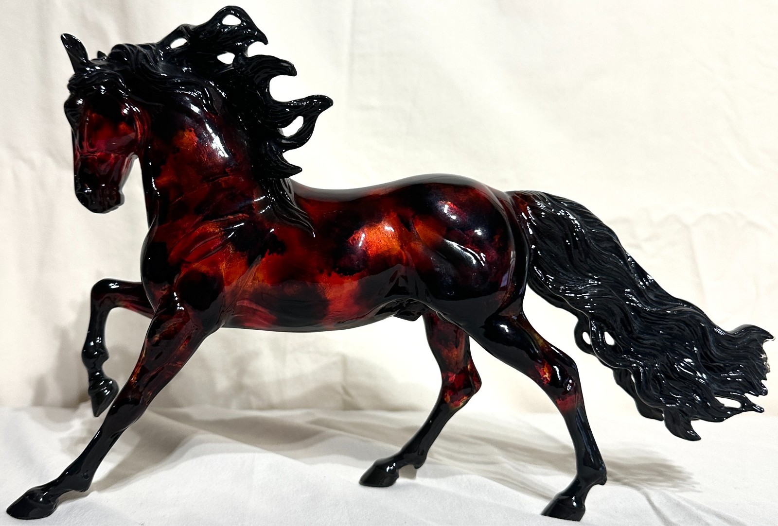 Breyer 2004 Tortuga Clearware Connoisseur Series 350 Made (Missing COA)