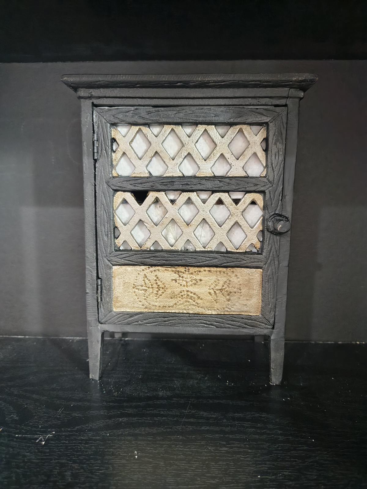 Vintage Cracker Barrel Cast Iron Pie Safe W Pies & More