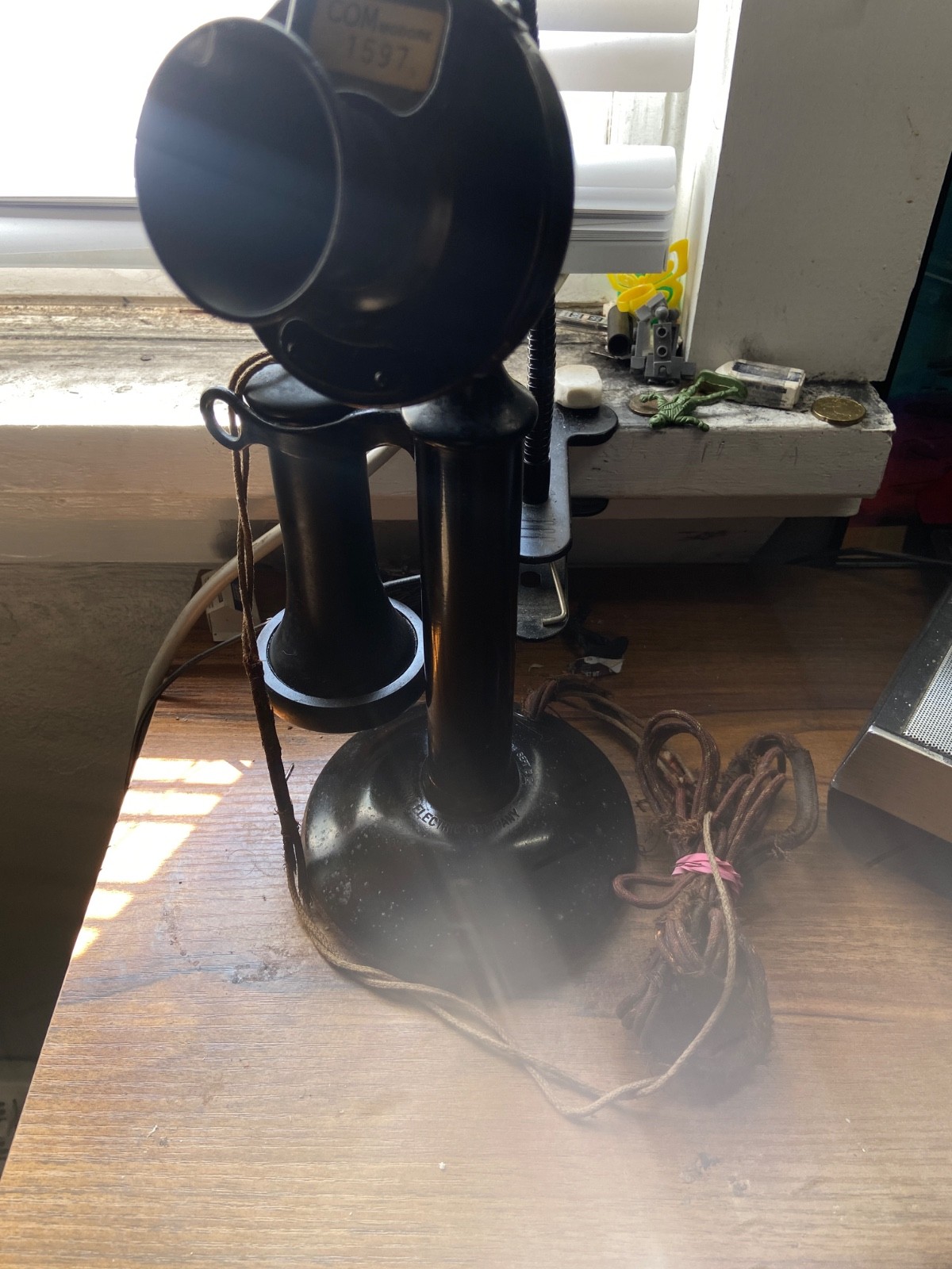 VINTAGE ANTIQUE CANDLESTICK TELEPHONE W/ COMMDORE TAG