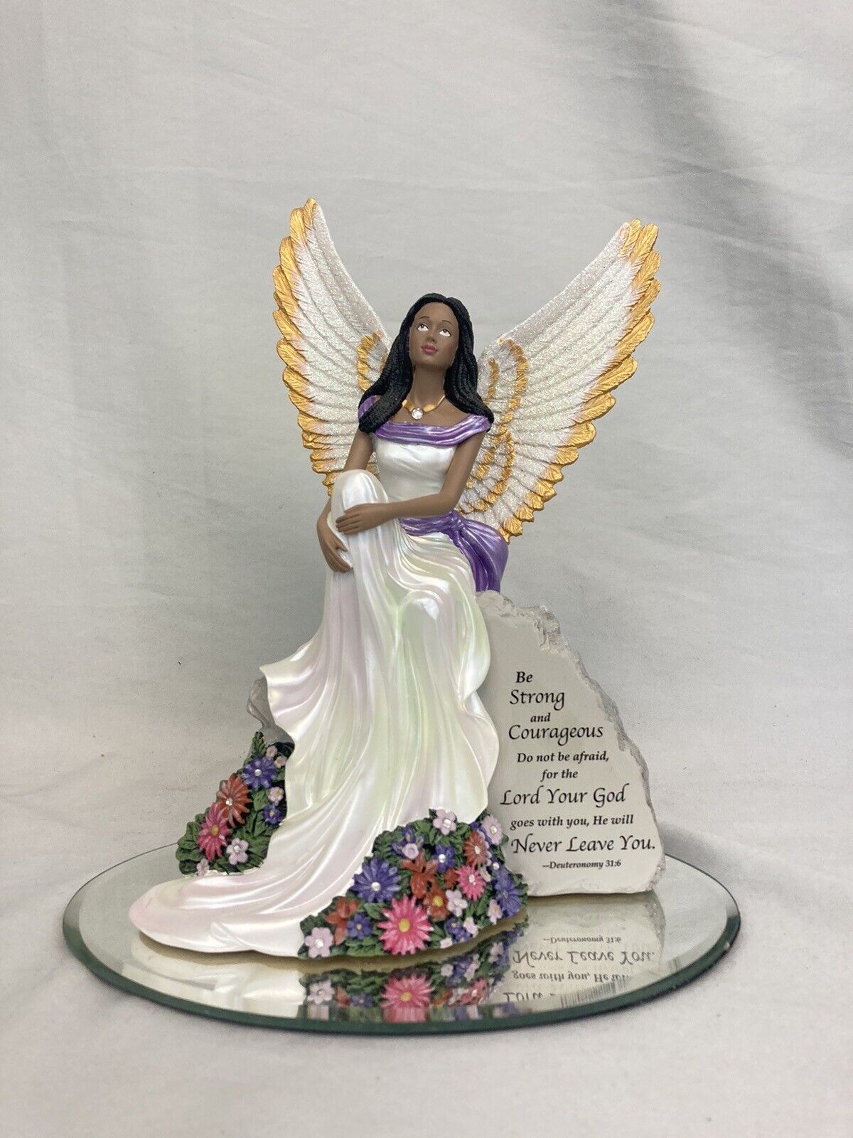 Hamilton Collection Keith Mallett Angel of Courage Figurine No 1618 Glass Base