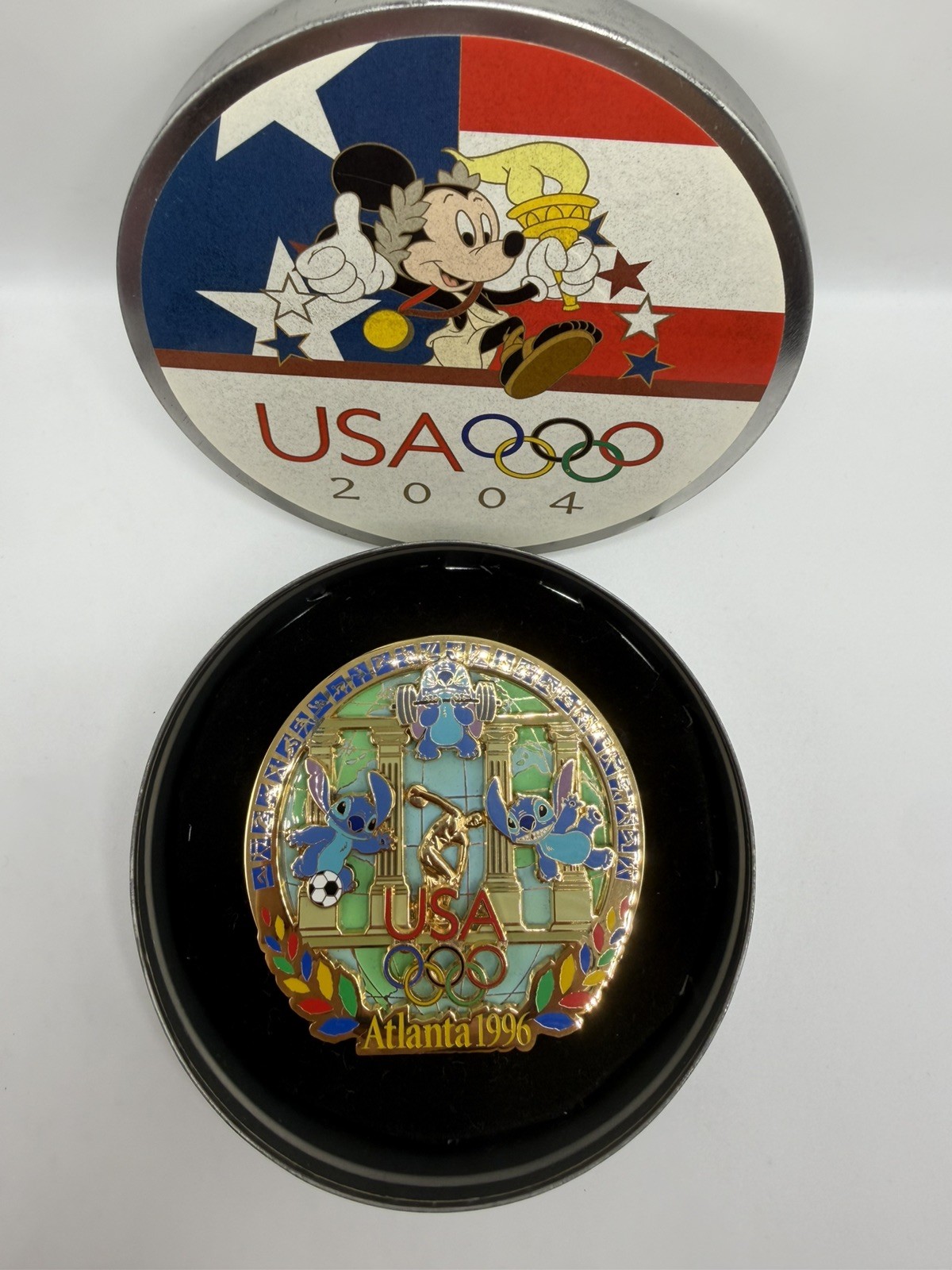 WDW - Stitch - Summer Atlanta 1996 - USA Olympic Logo 2004 - Jumbo LE 750 Pin WDW - Stitch - Summer Atlanta 1996 - USA Olympic Logo 2004 - Jumbo LE 750 Pin