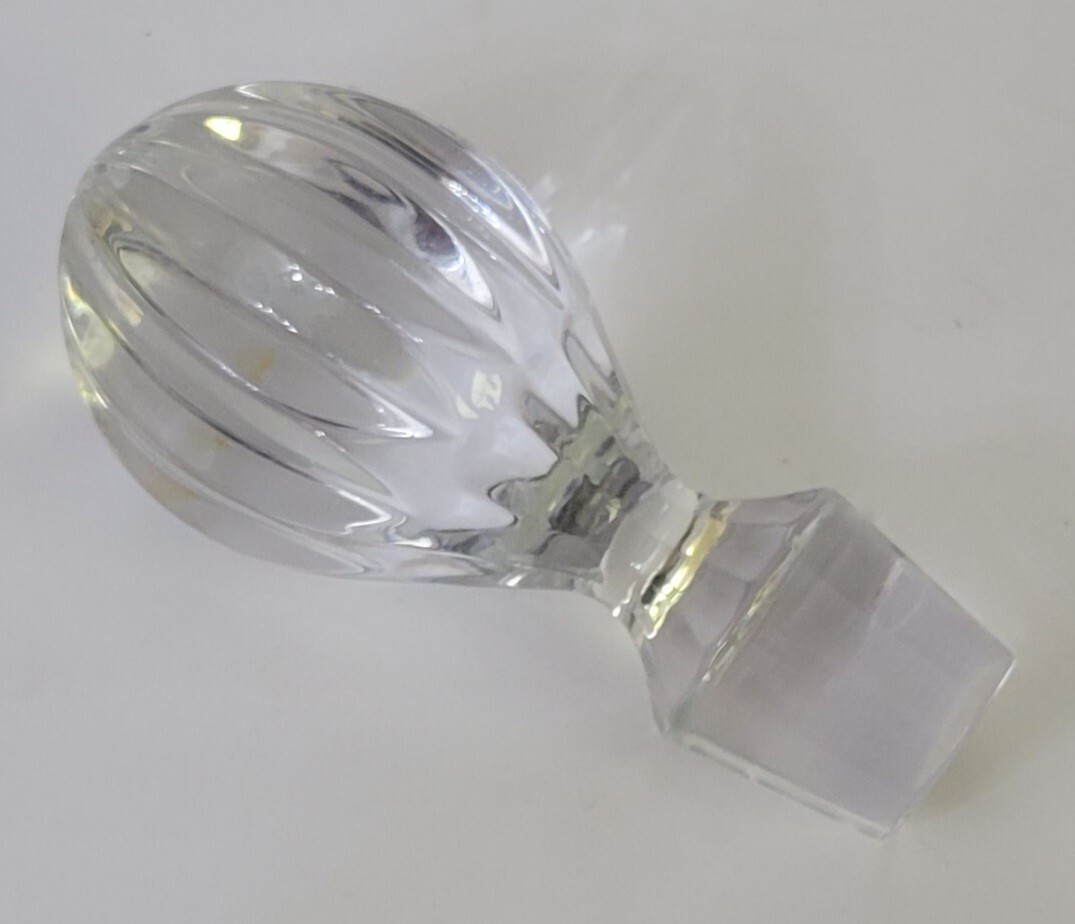 Vintage Heavy Glass Bottle Stopper 7/8\