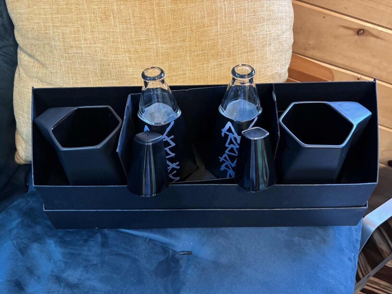 Tesla CyberBeer + CyberStein Limited Edition Set. EMPTY BOTTLES, NO ALCOHOL. 