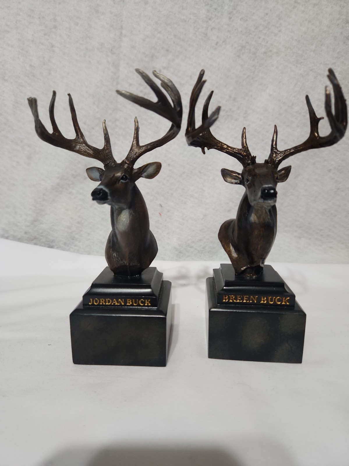 Vtg North American Hunting Club Whitetail Legends Breen Buck & Jordan Buck Deer2