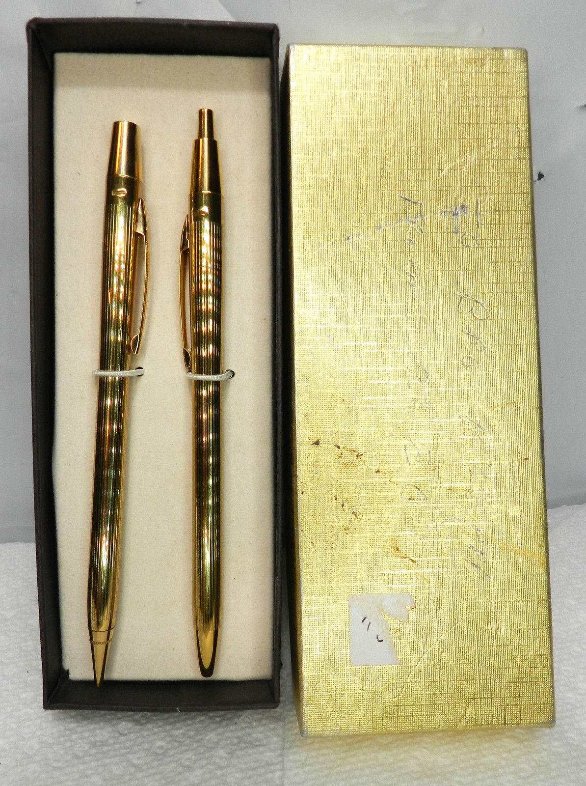Vintage Classic Slim-Profile Executive Gold Tone Pencil & Ink Pen Set (O4S)