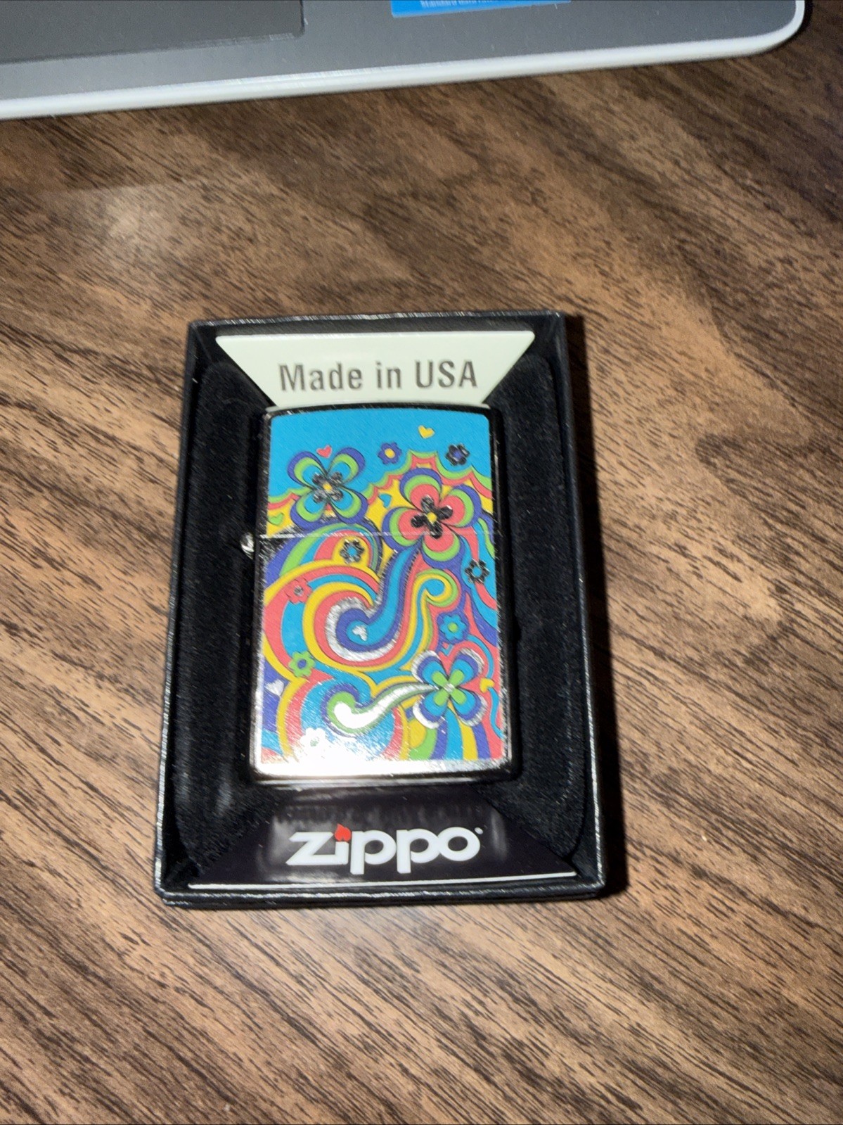 Zippo Hippie Tie-Dye Flower Lighter Sealed