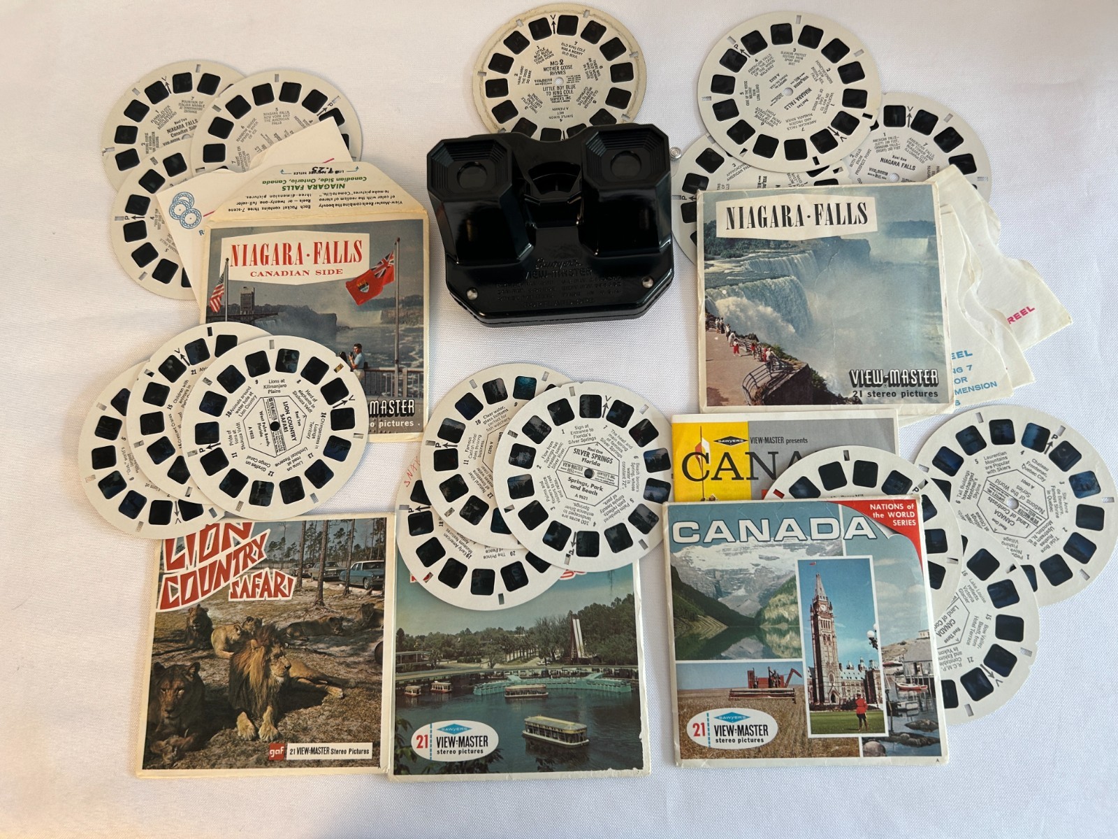 Vintage Sawyer’s View-Master Black Viewer + 5 Travel Stereo Picture Sets Vintage Sawyer’s View-Master Black Viewer + 5 Travel Stereo Picture Sets