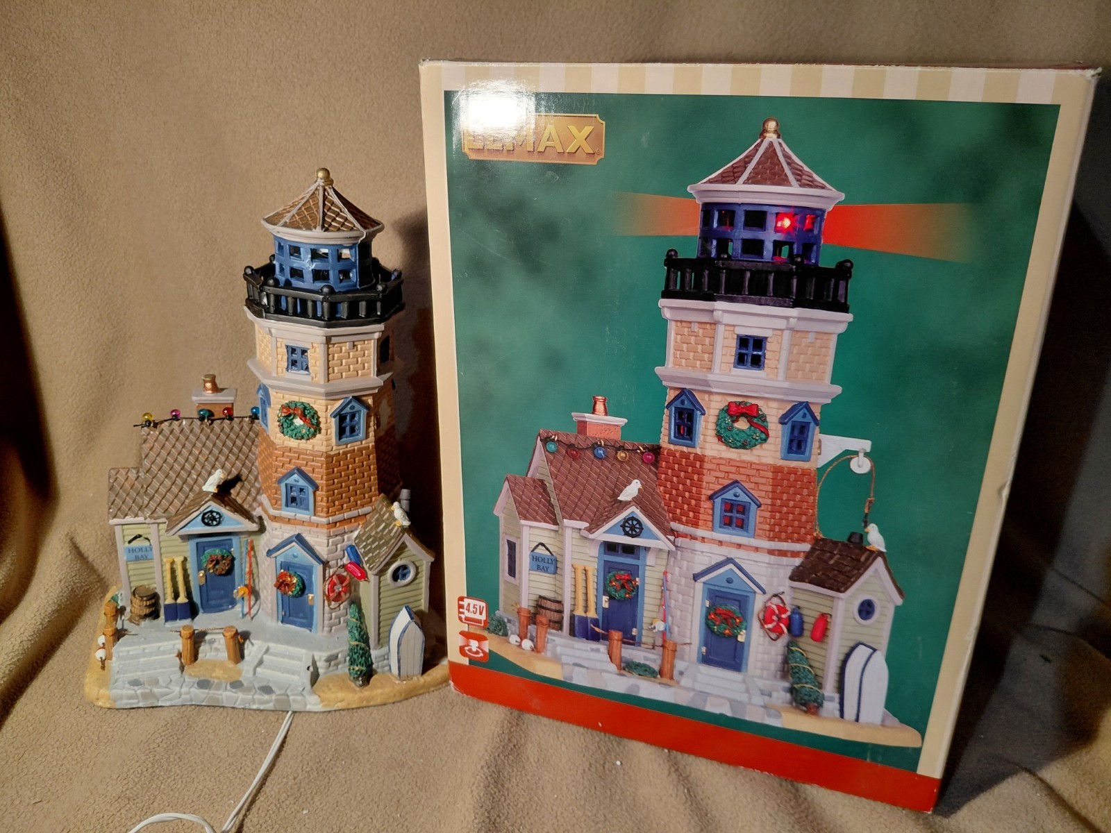 2014 Lemax Porcelain Christmas Village Holly Bay Lighthouse AS IS.....READ