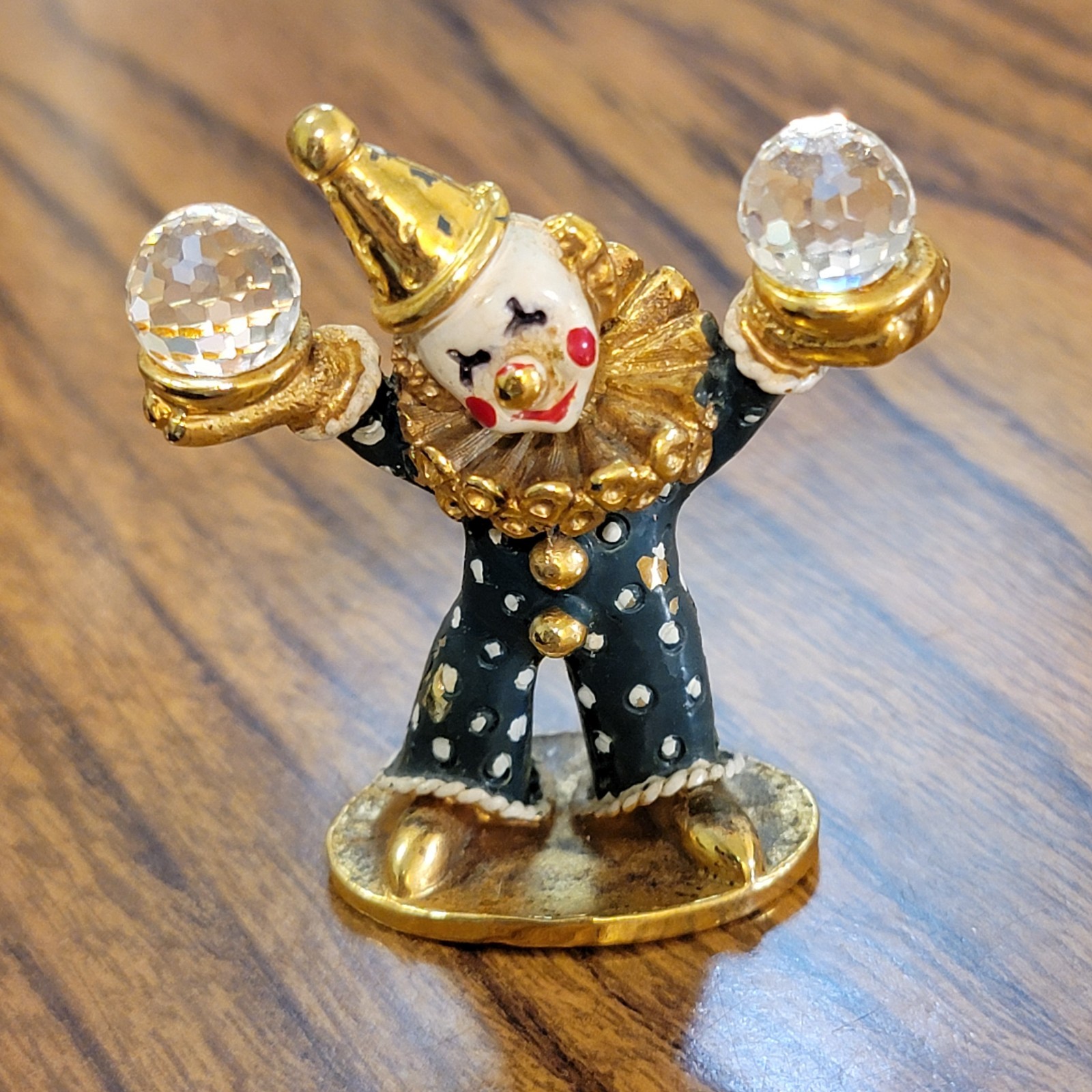 Spoontiques Pewter Juggling Clown with Swarovski Crystal Balls #C/M447 