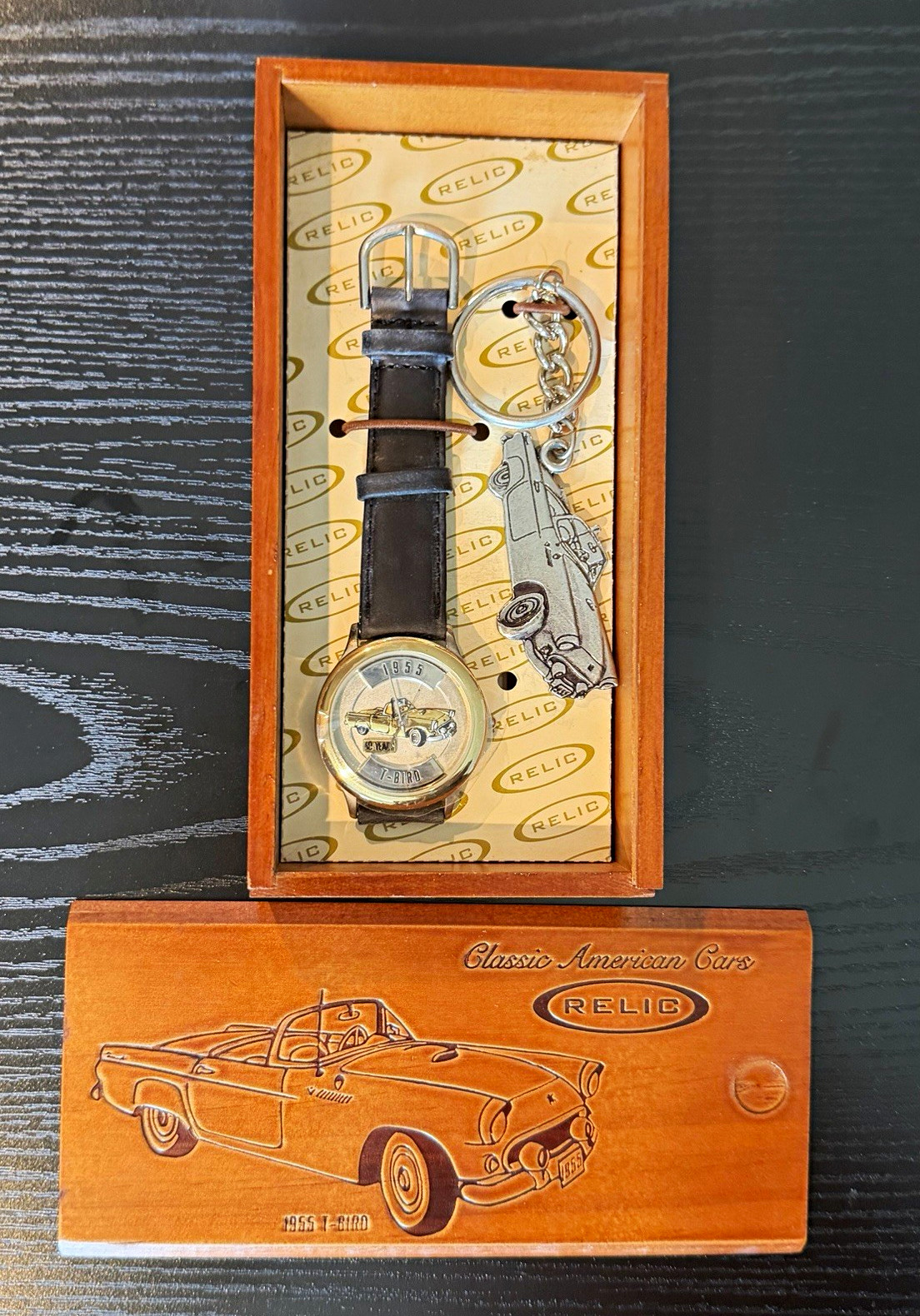Relic Classic American Cars 1955 T-Bird Wristwatch Gift Set in Wooden Box