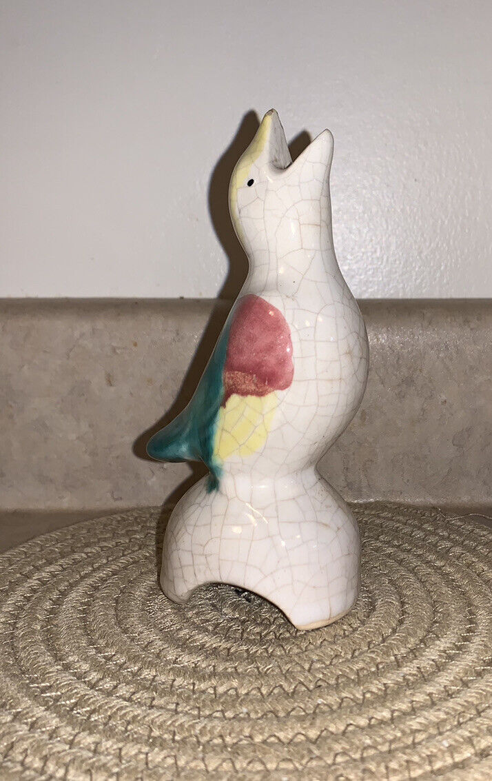 Porcelain Ceramic Pie bird Figurine