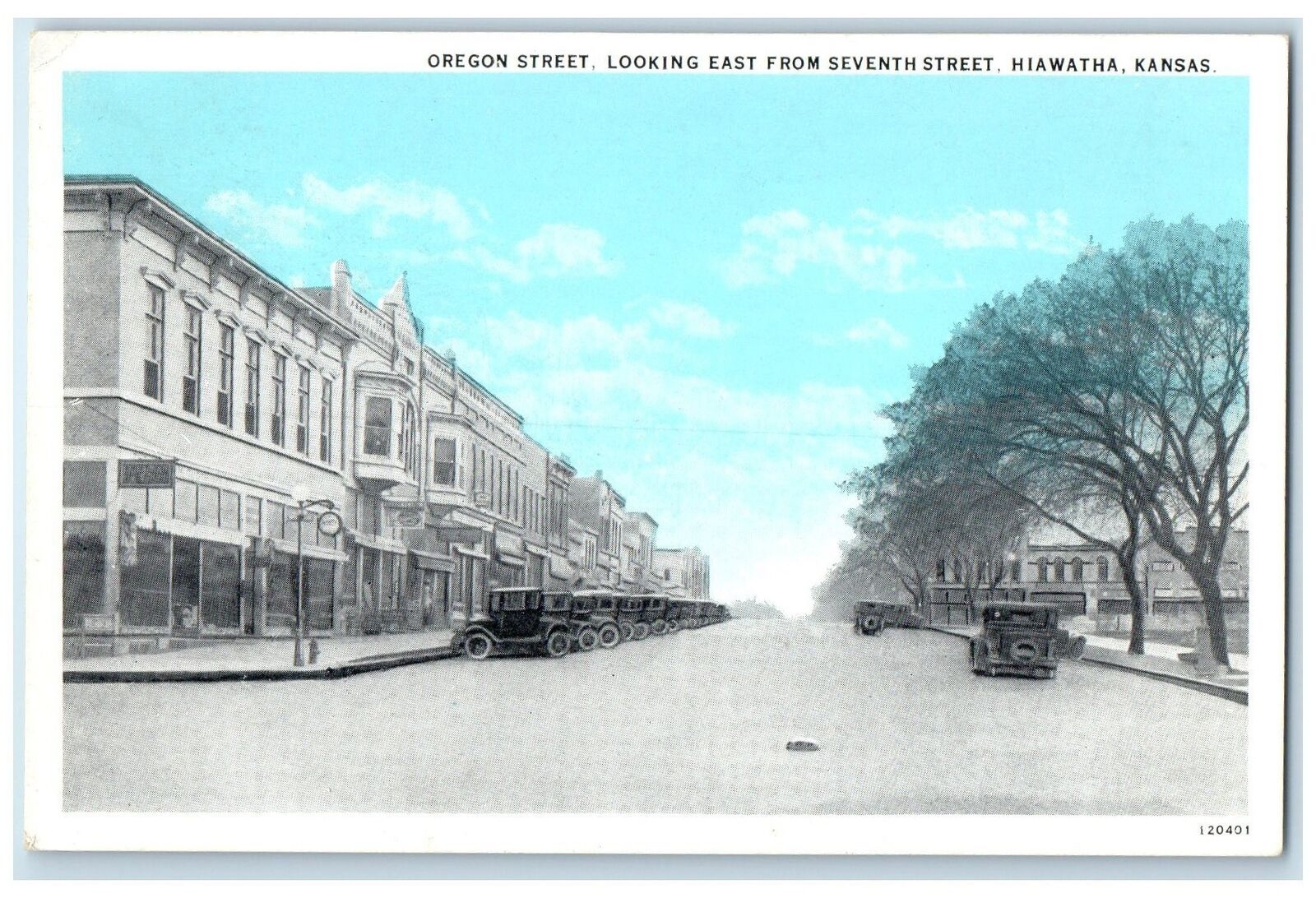 c1920\'s Oregon Street Looking East From 7th Street Hiawatha Kansas KS Postcard