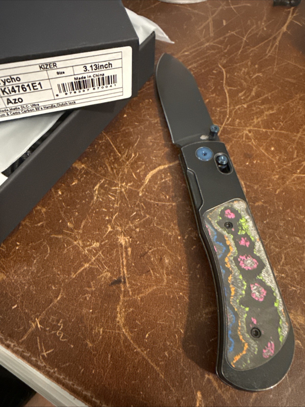 Kizer Tycho AZO M390 Blade Steel, Titanium Frame, 80’s Camo Carbon Handle