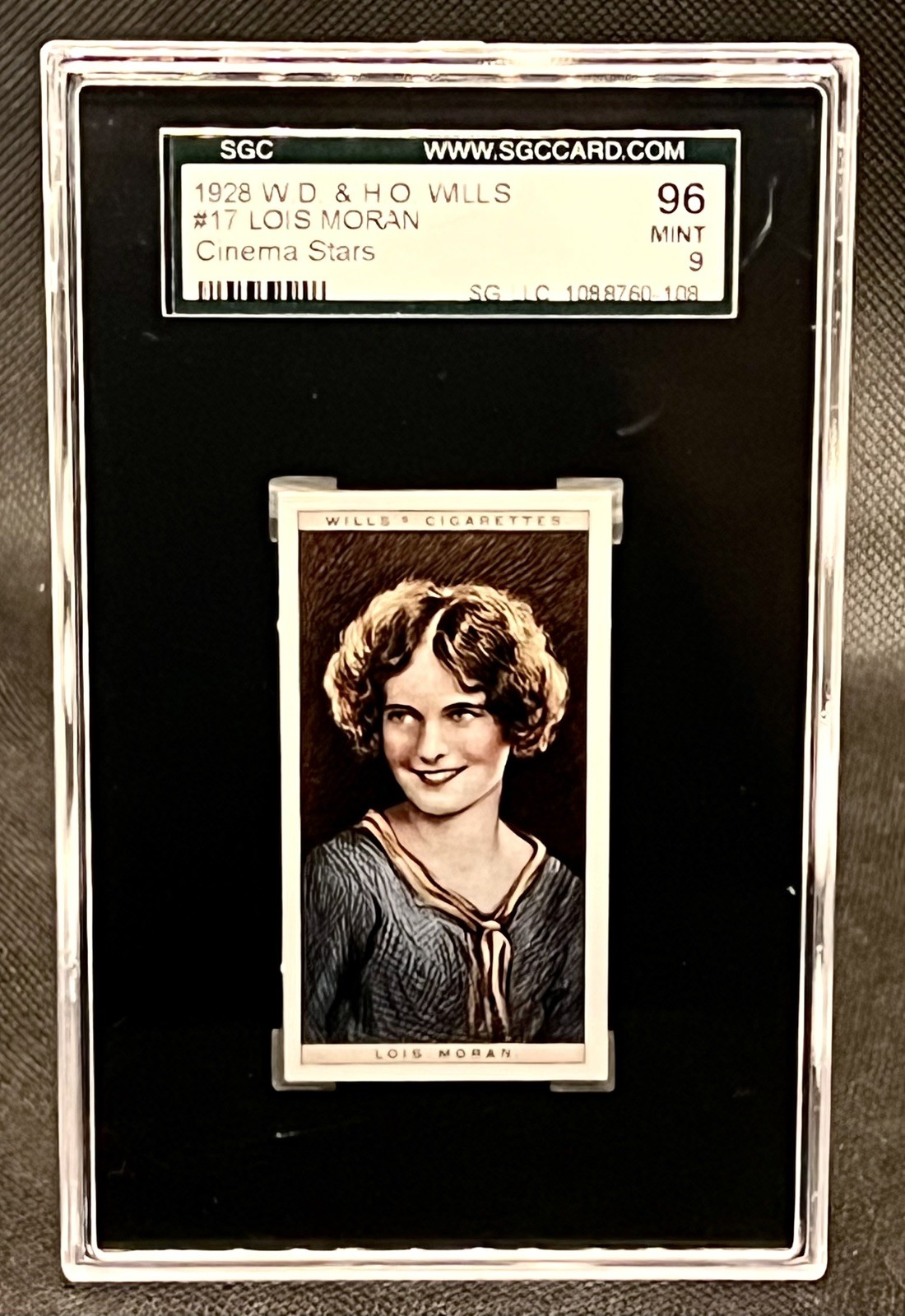 1928 WD & HO Wills #17 Lois Moran Cinema Stars SGC 9 MT