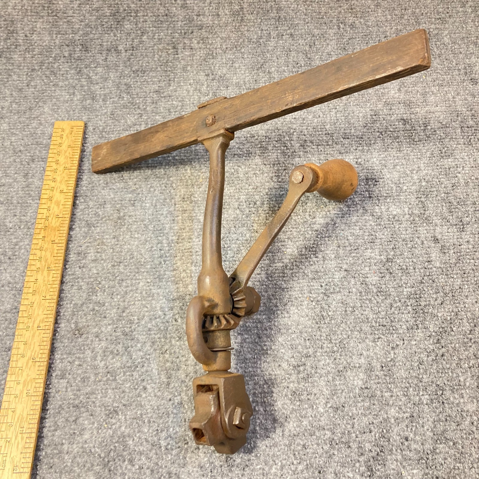 Antique Socket Wrench Rotating Head Wood Crank Handle