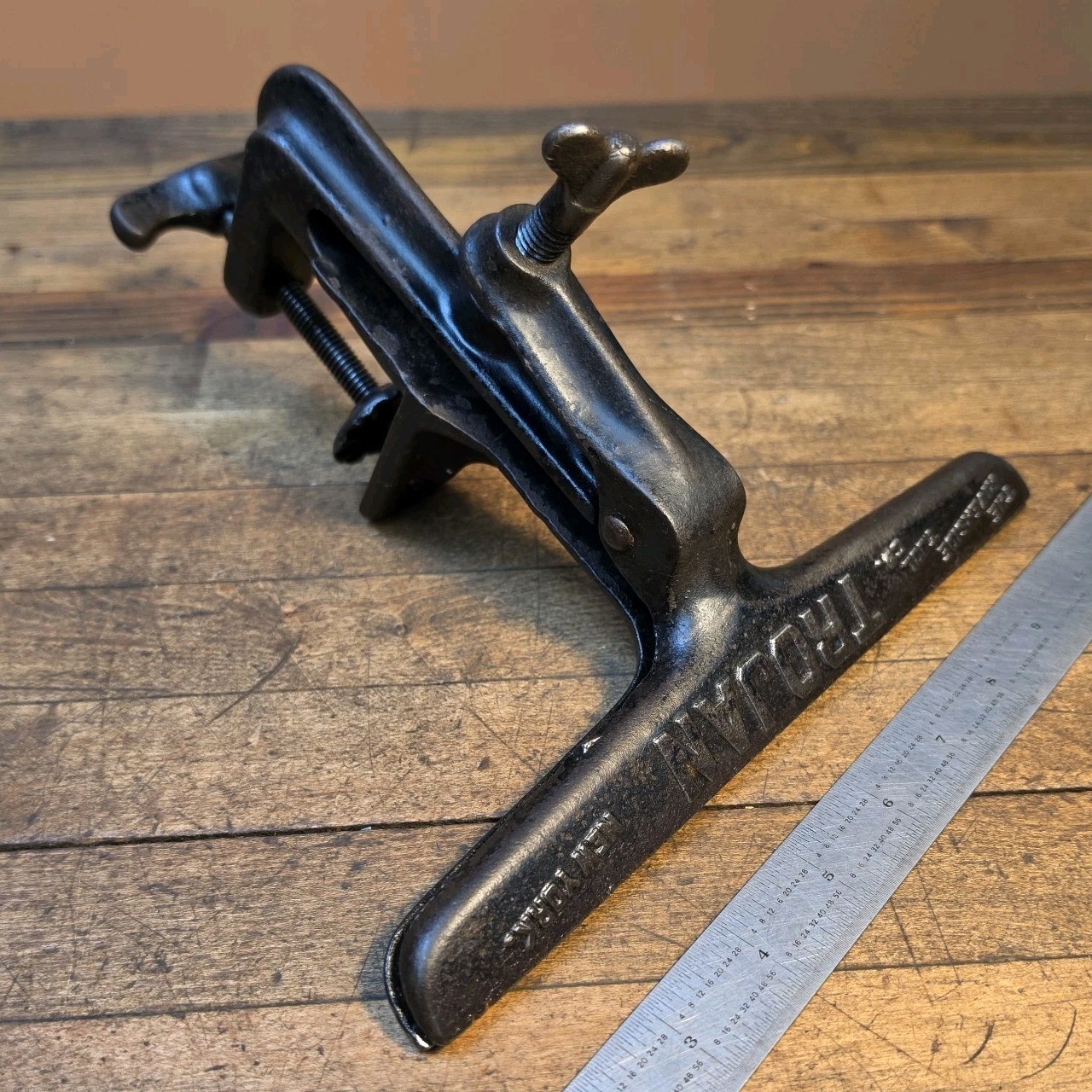 RARE Vintage Antique TROJAN Saw File Filing Vise Cast Iron Clamp-On RIVERSIDE  