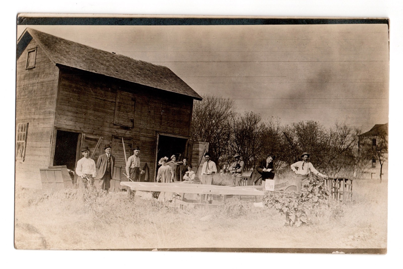 Men Women Children Farmstead Homestead Barn Real Photo Postcard RPPC Unposted
