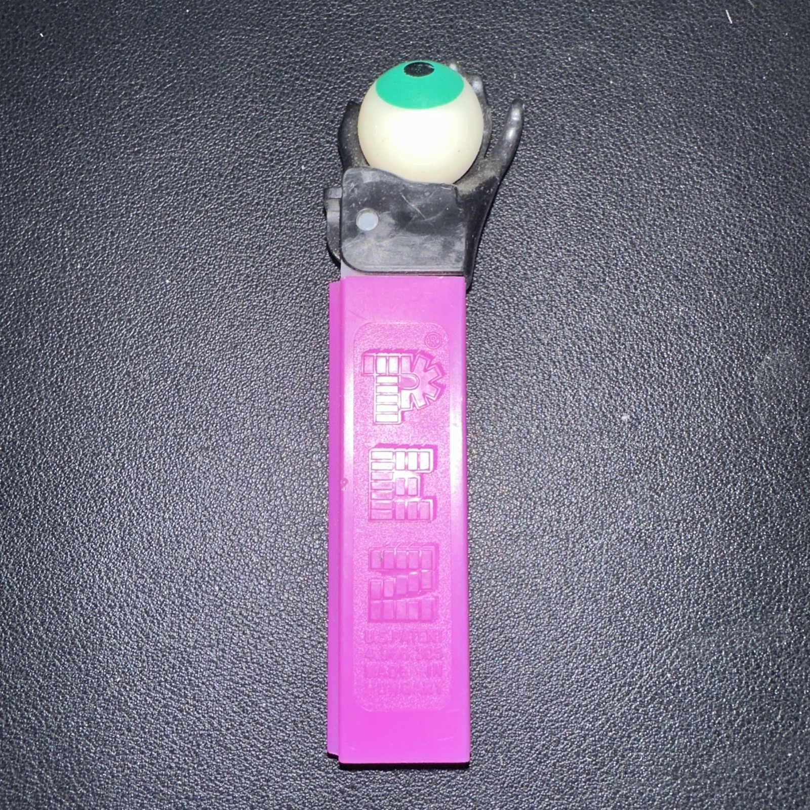 Vintage 1967 Pez Psychedelic Eye Dispenser Black Hand Purple Stem Free S&H In US