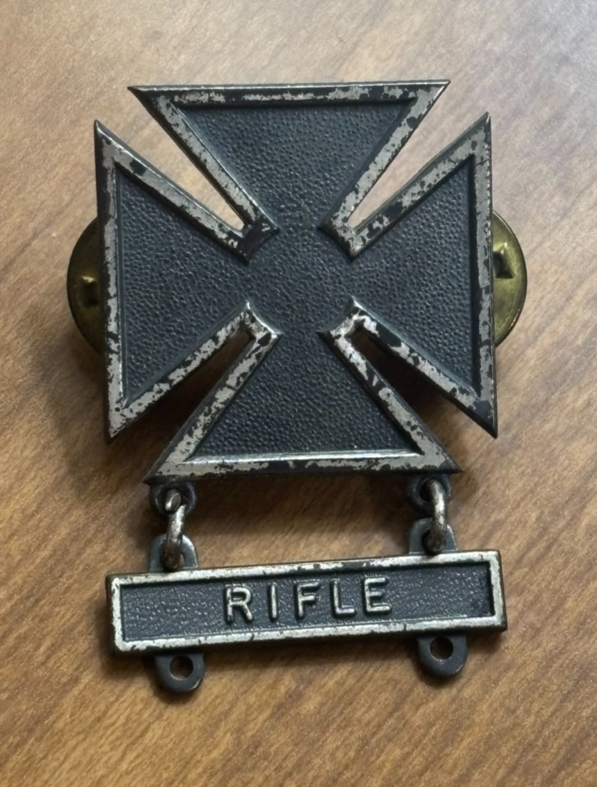 Vtg. 1/20 Silver Filled United States Army Rifle Expert Marksman Pin Badge 1.5\