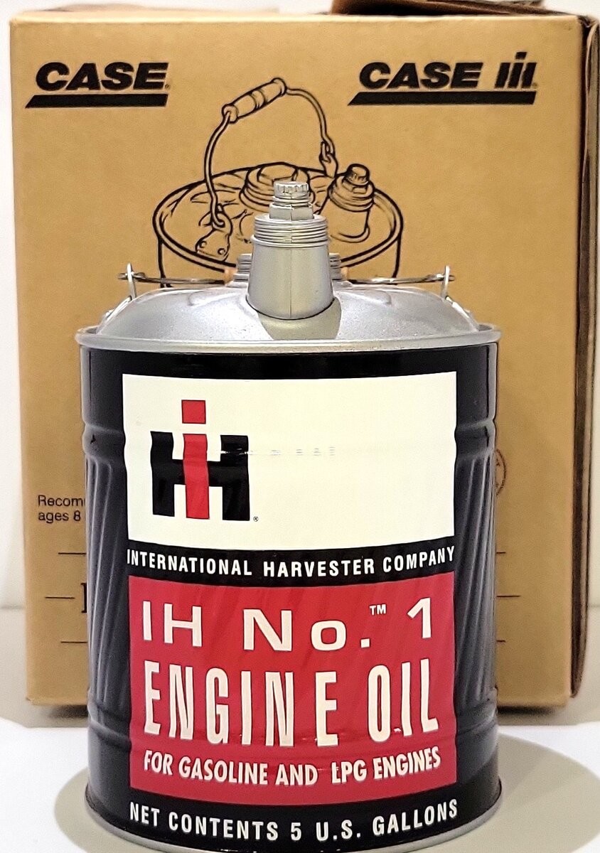 First Gear Case IH No. 1 Engine Oil Can Diecast Coin Bank LN/Box