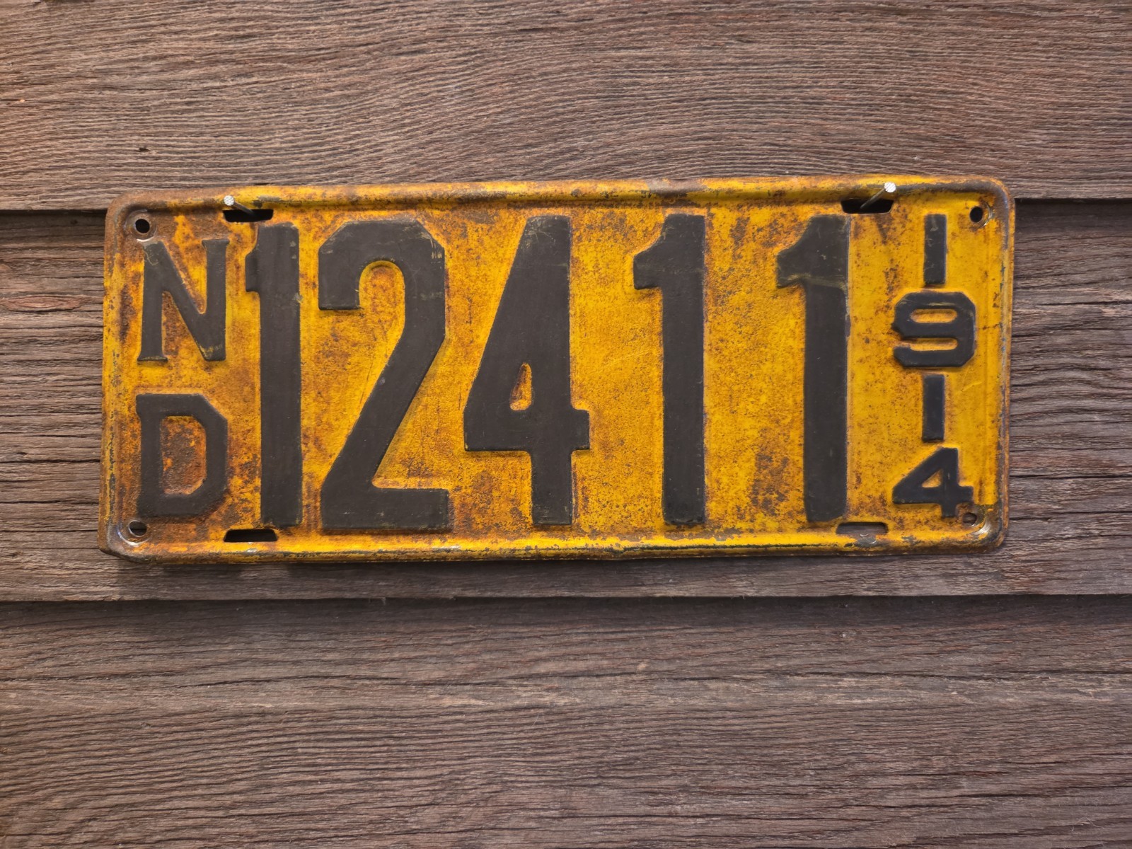1914 North Dakota License Plate