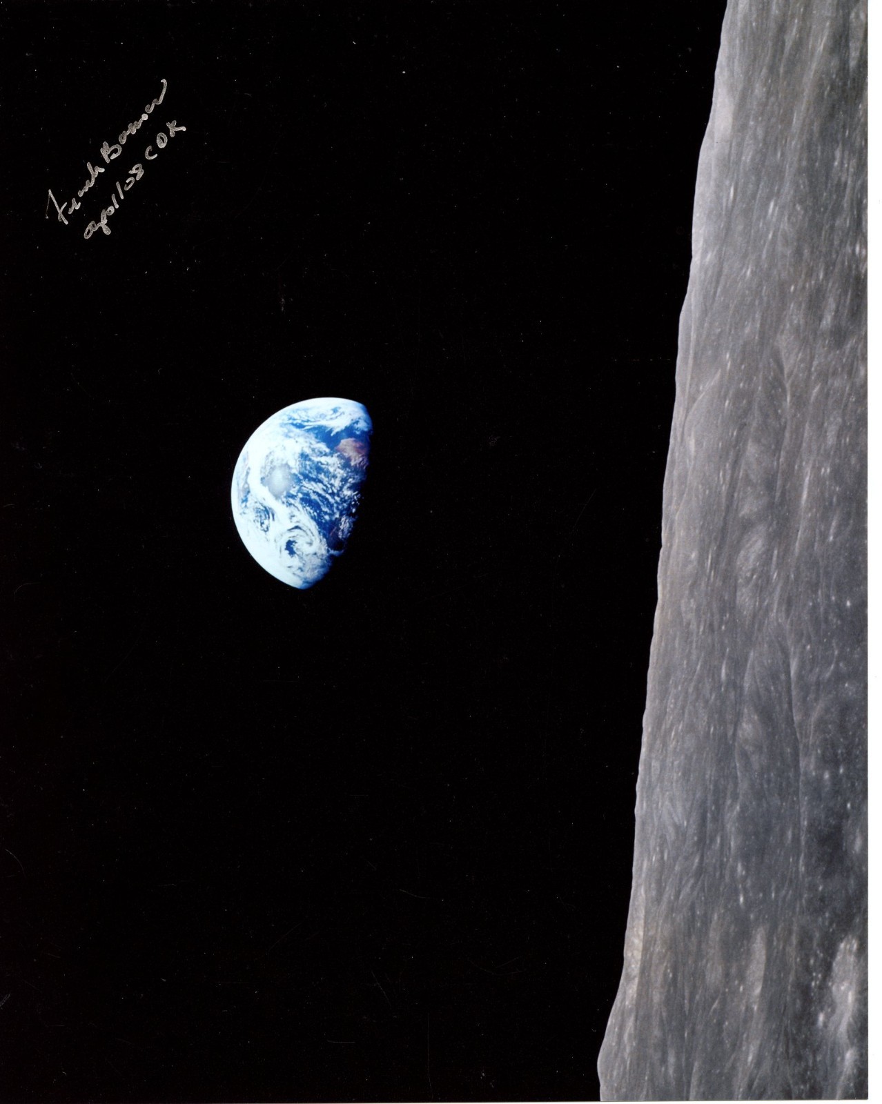 Astronaut Archives offers uncommon Apollo 8 earthrise signed by CDR Frank Borman Astronaut Archives offers uncommon Apollo 8 earthrise signed by CDR Frank Borman