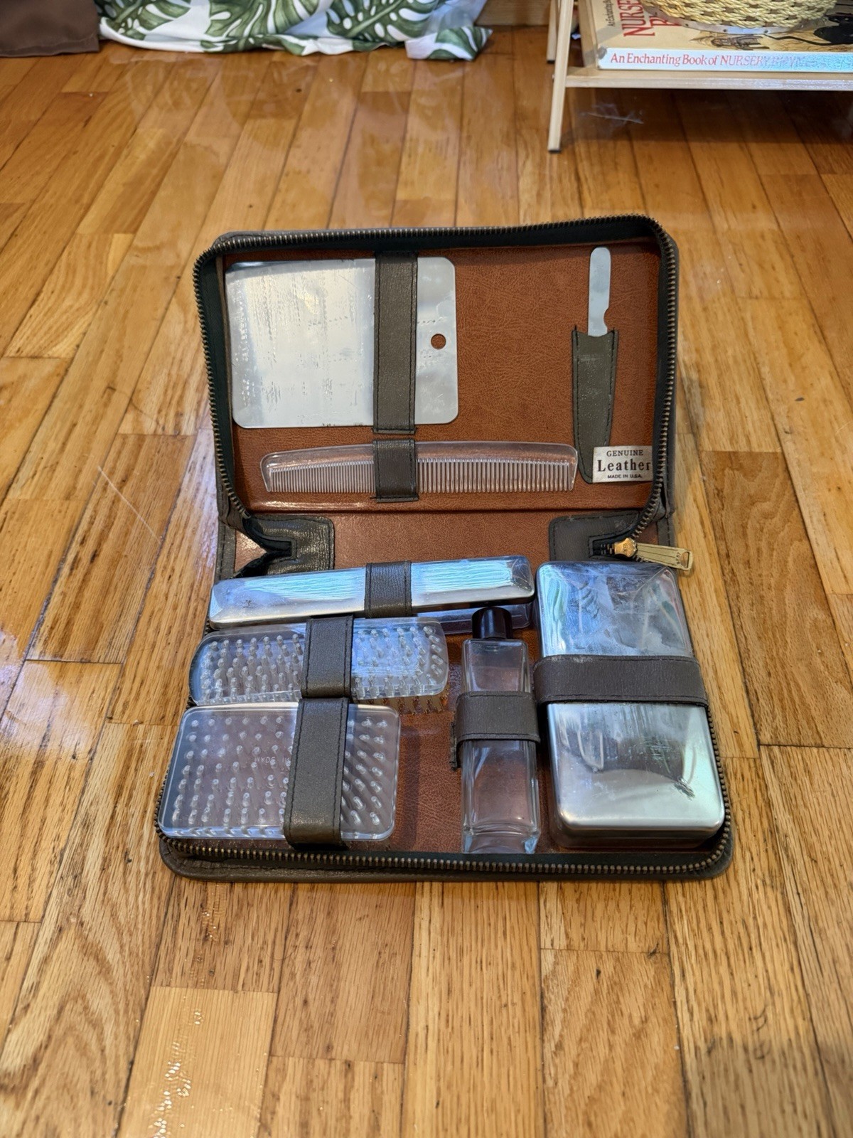 Vintage Mid-Century Men's Leather Travel Grooming Kit - 13-Piece Shaving Set Vintage Mid-Century Men's Leather Travel Grooming Kit - 13-Piece Shaving Set