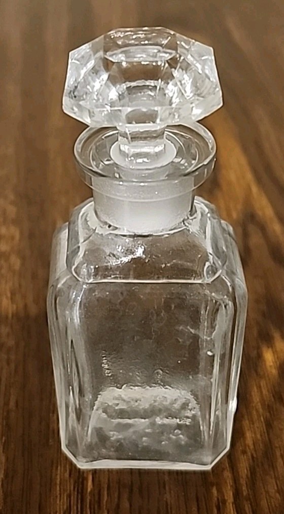 Baccarat ? Perfume Bottle Violet Paris W/ Stopper Early mark 