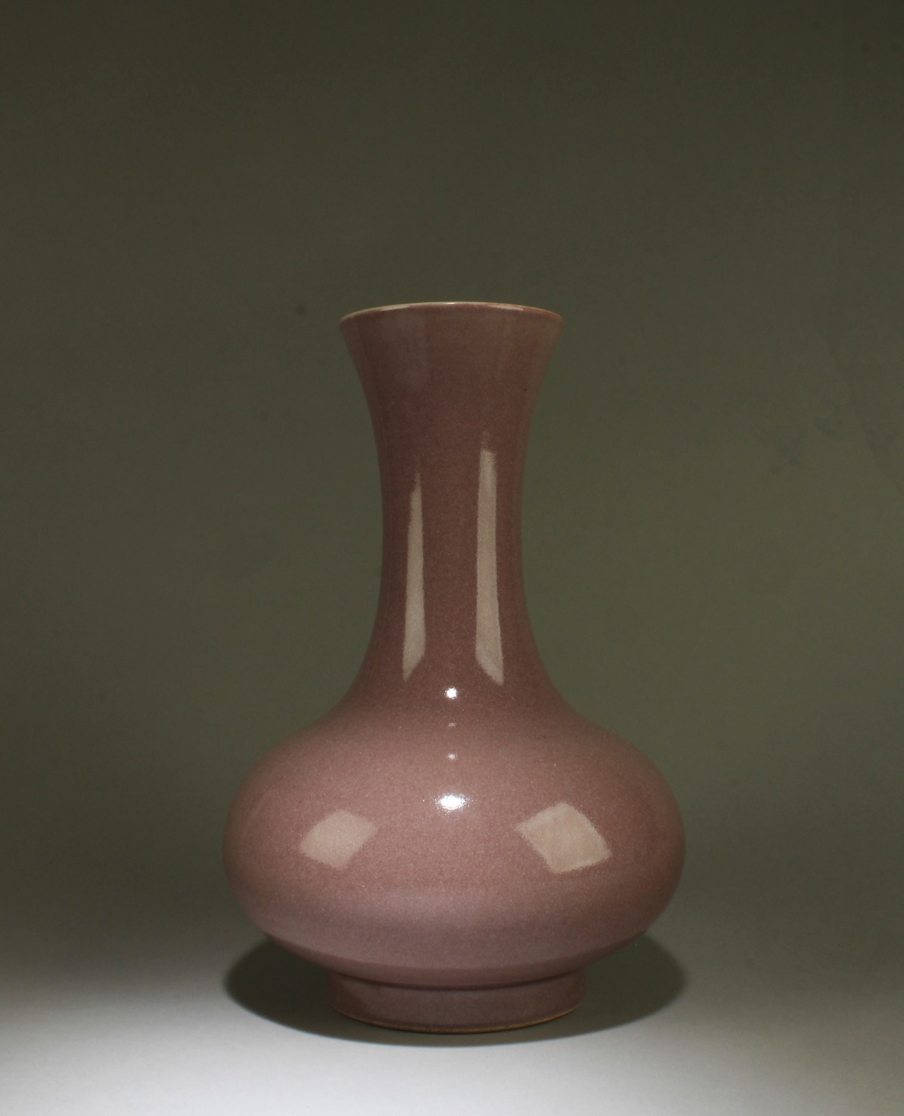 A Porcelain Vase. \'KangXi\' mark A Porcelain Vase. \'KangXi\' mark