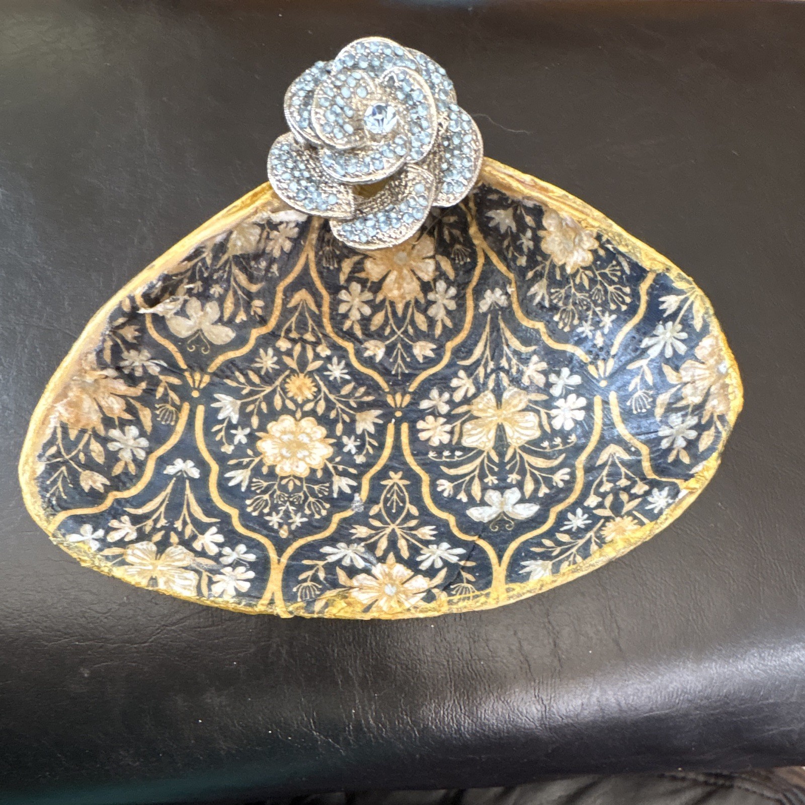  Scallop Shell Trinket Dish | Crystal Brooch Accent | Blue & GoldVanity Decor | 