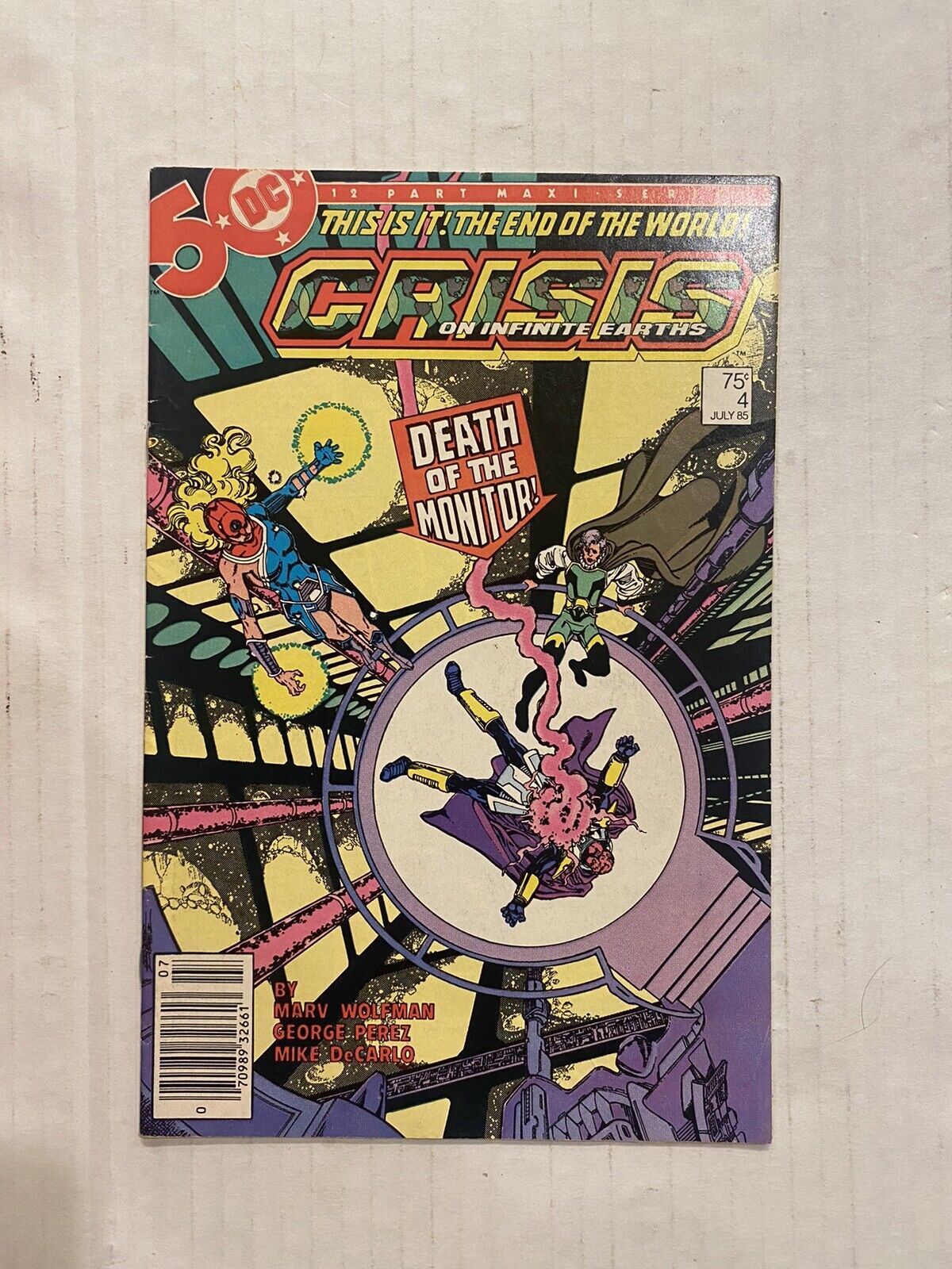 CRISIS ON INFINITE EARTHS 4 NEWSSTAND 2ND APPEARANCE JOHN CONSTANTINE (1985, DC)