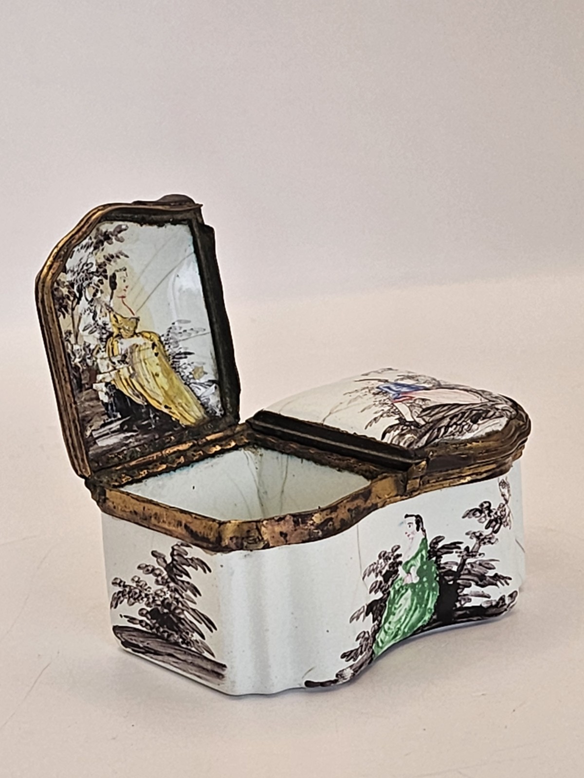 18th Cent Meissen Porcelain Snuff Double Compartment Romance Enamel Box Germany