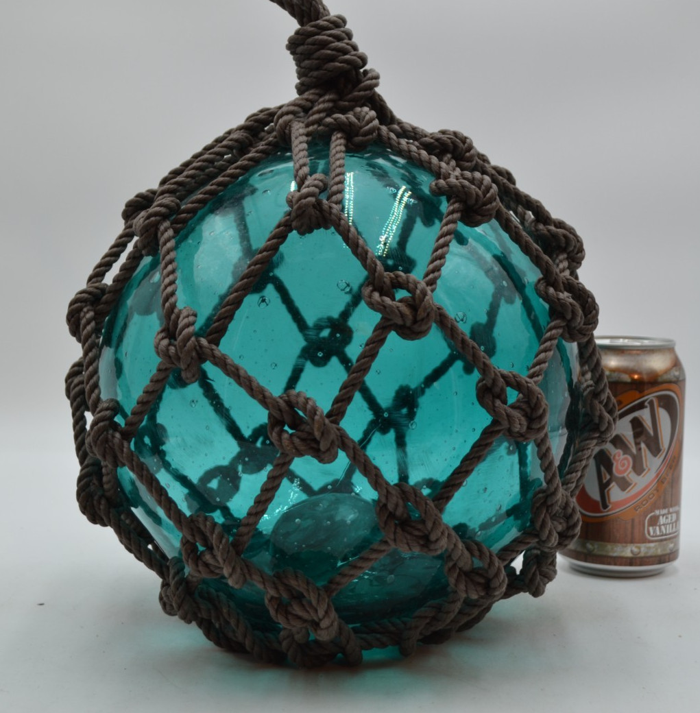 VINTAGE GLASS FISHING FLOAT IN TURQUOISE VINTAGE GLASS FISHING FLOAT IN TURQUOISE