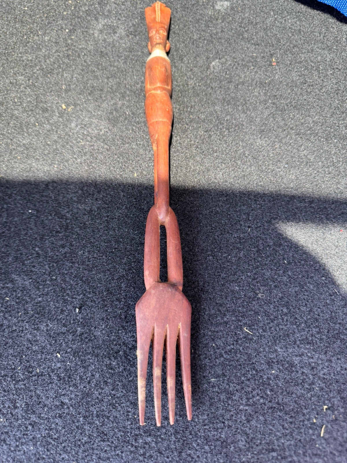 VINTAGE HAND CARVED WOOD FORK WITH AFRICAN TRIBAL HEAD