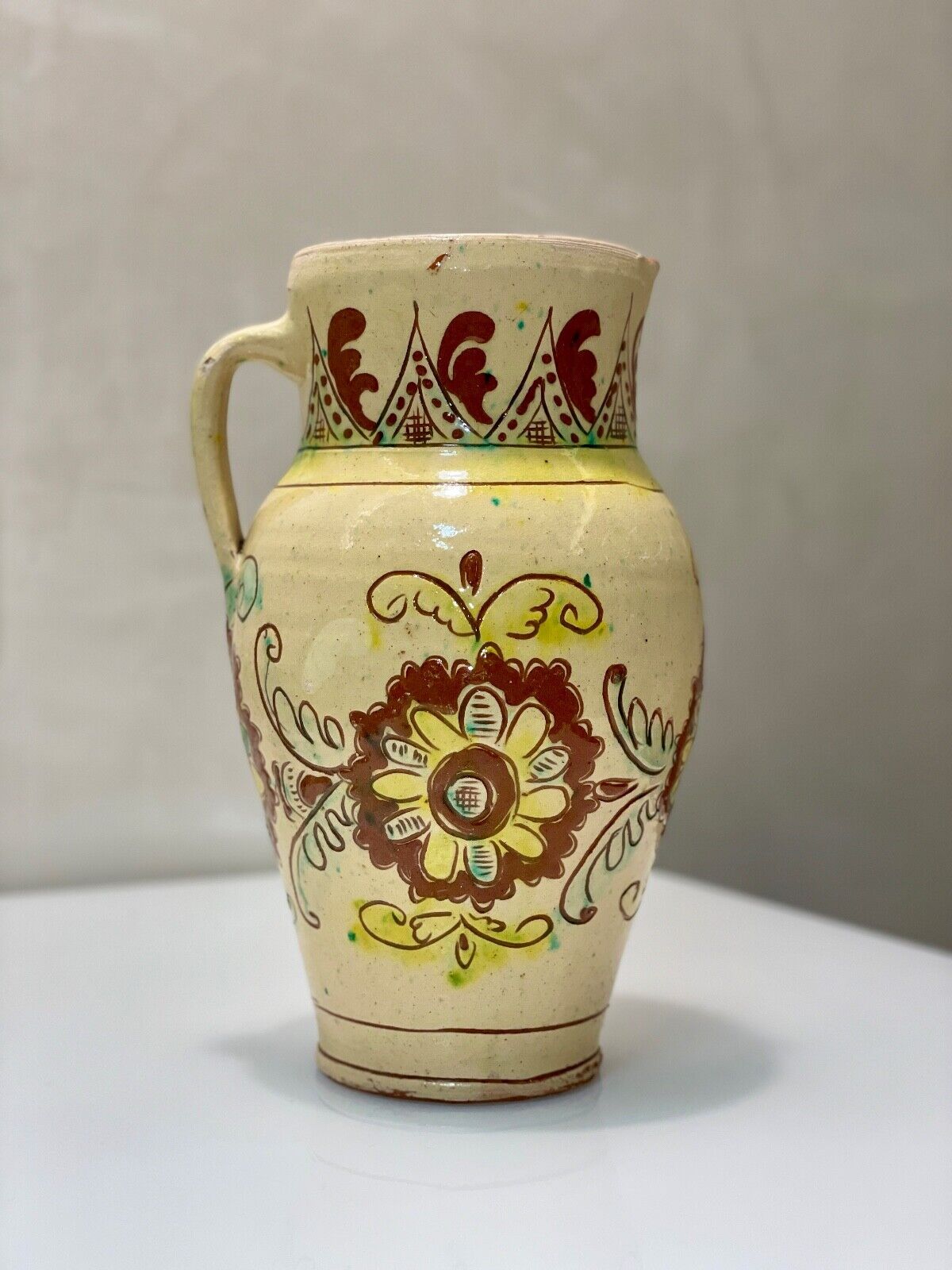 Ukrainian vintage ceramics from the 1950s-1970s. Kosiv ceramics