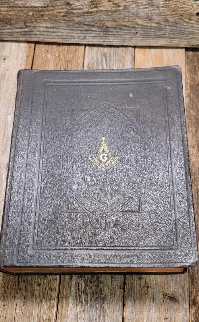 Vintage 1942 Holy Bible Red Letter Masonic Edition Cyclopedic Indexed Softbound Vintage 1942 Holy Bible Red Letter Masonic Edition Cyclopedic Indexed Softbound