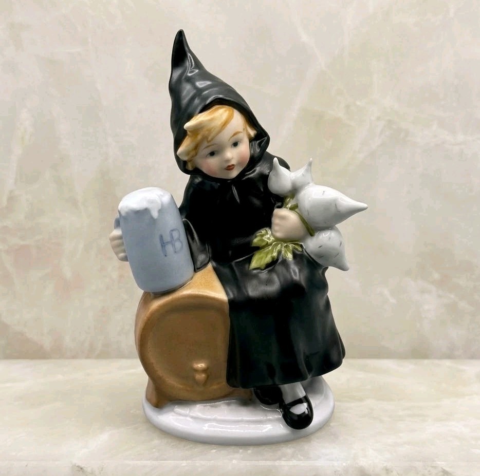 Vtg Munchner Kindl Oktoberfest Figurine Germany RARE Child Monk Porcelain Figure
