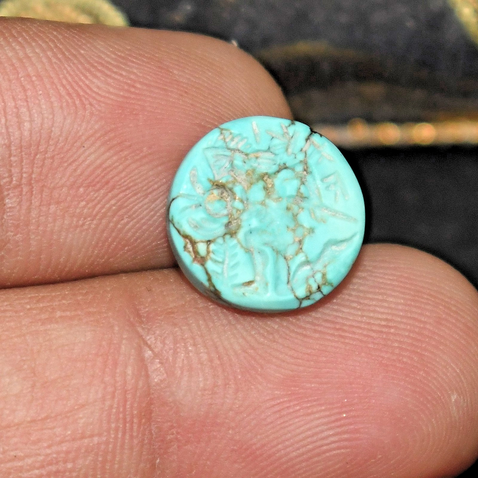 Large Ancient Near Eastern Turquoise Stone Intaglio Seal in good Condition
