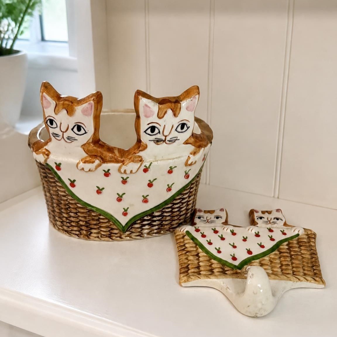 Vintage Takahashi Japan Ceramic Cat Basket Planter & Wall Hook 2pc Set