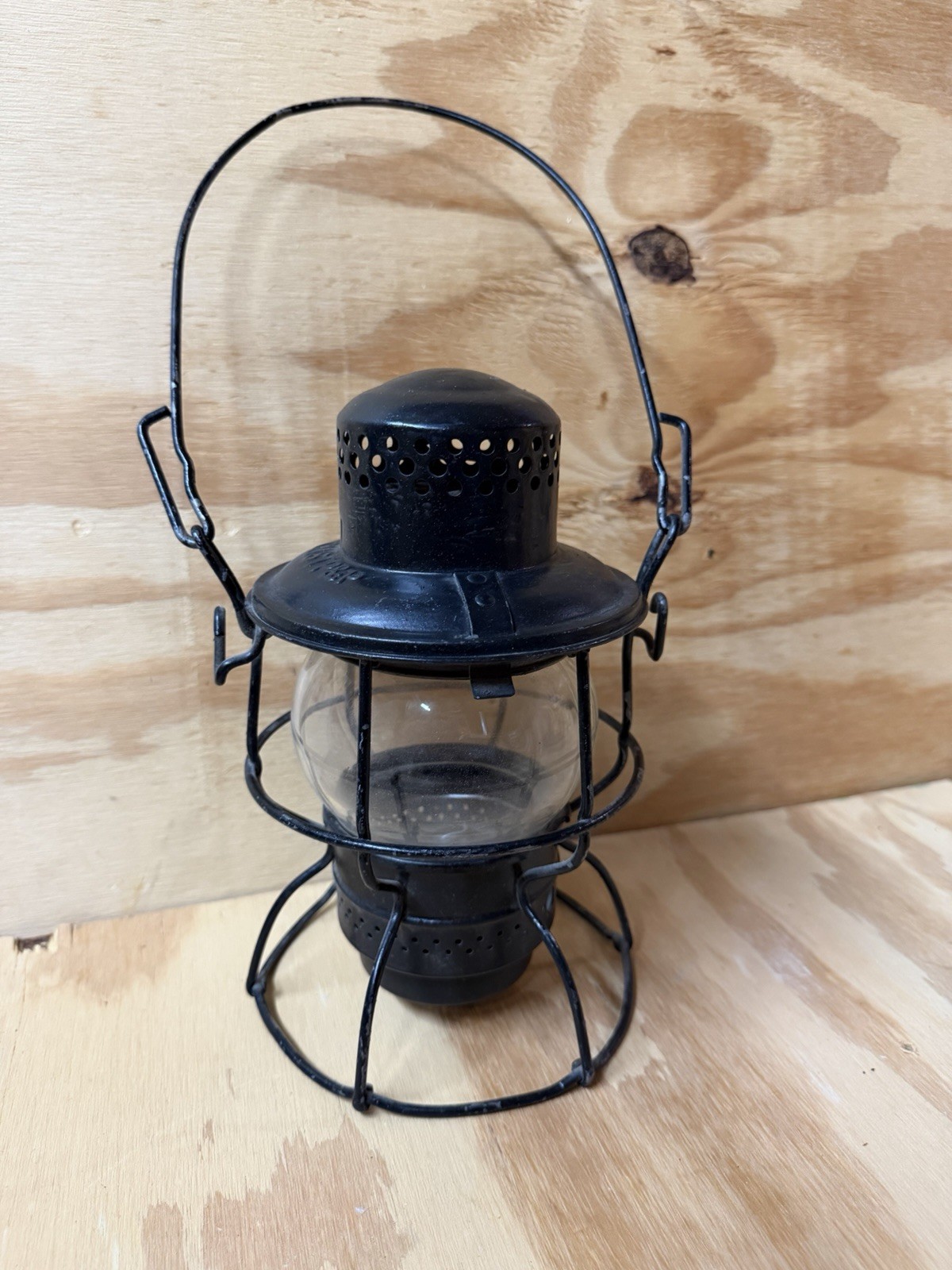 unusual CMSTP&P RR Lantern Chicago Milwaukee St Paul Pacific Railroad - No Wick