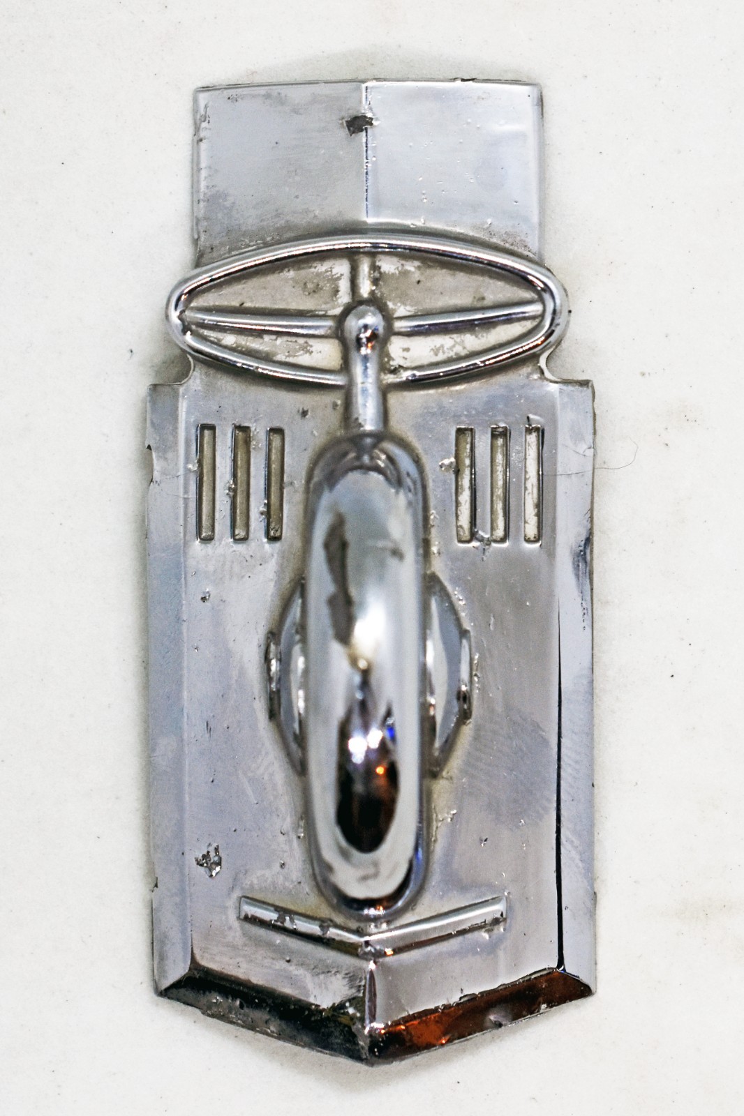Original 1950's Austin of England A40 Bonnet / Grille Ornament 7'2917'0 Vintage Original 1950's Austin of England A40 Bonnet / Grille Ornament 7'2917'0 Vintage