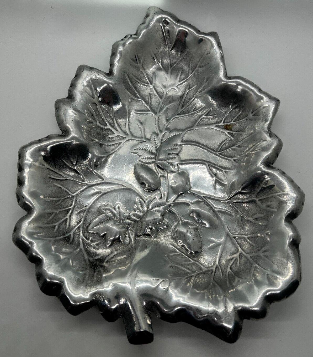 Molded Pewter Leaf Serving Tray Made in Mexico 10.5\