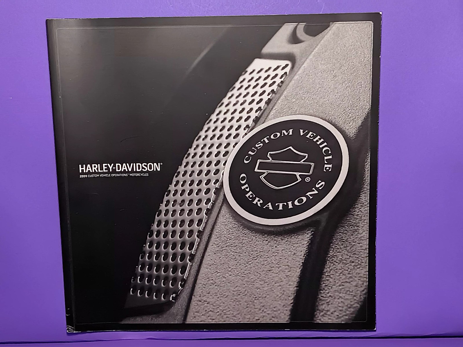 2009 Harley-Davidson CVO Custom Vehicle Operations Motorcycle Brochure Booklet V