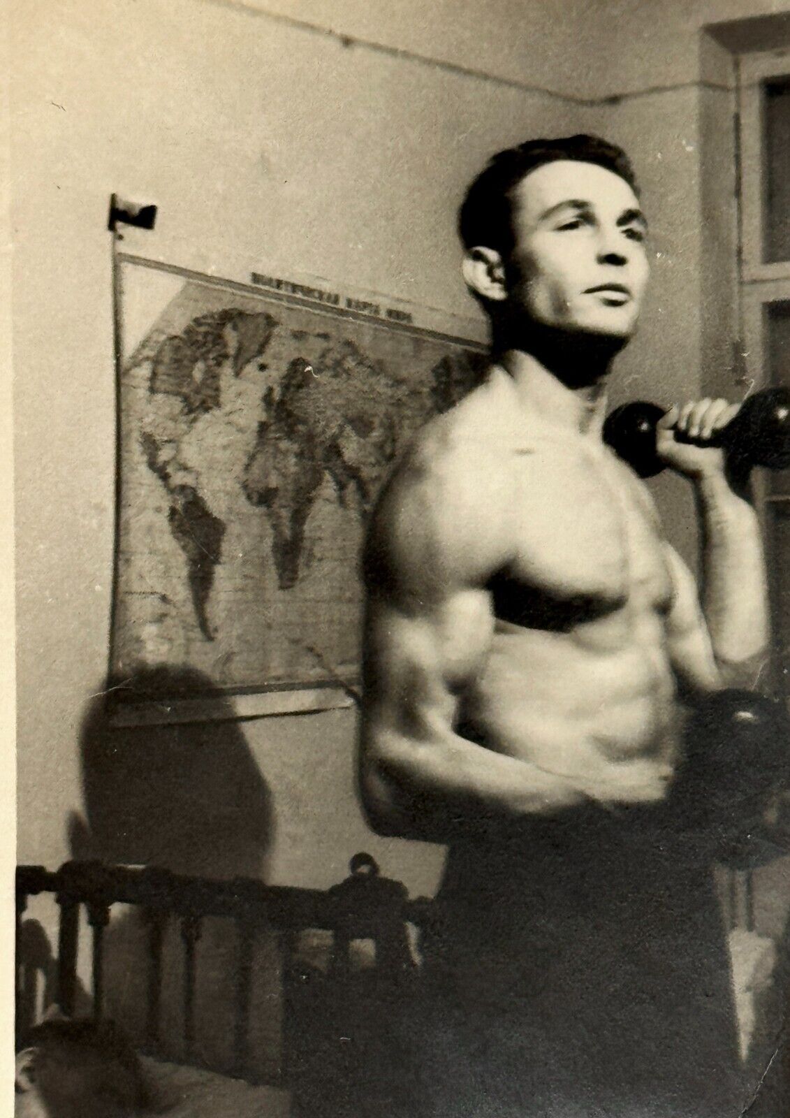 1952 Handsome Muscular Man Bodybuilder Affectionate Guy Gay int Vintage Photo
