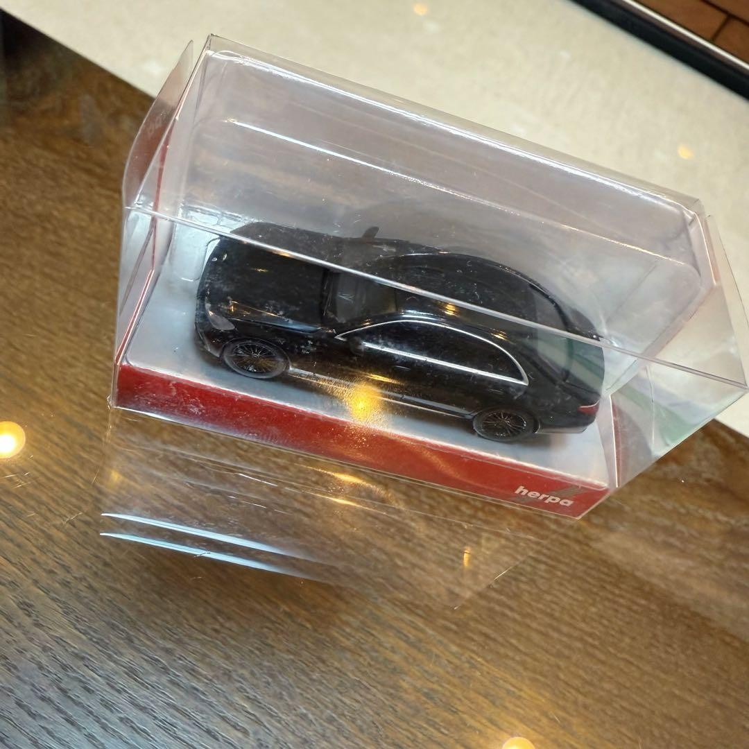 Herpa Mercedes-Benz S Class 1/87 Bespoke  